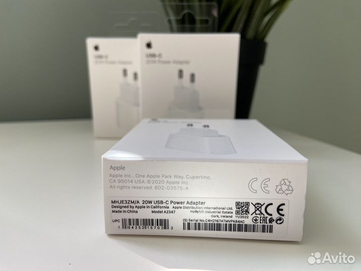 Зарядный блок для iPhone USB-C 20w оригинал