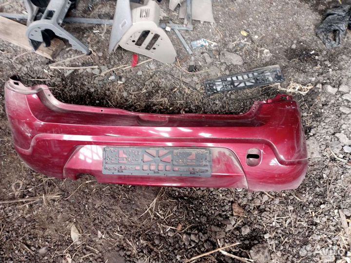 Бампер задний Renault Sandero 1