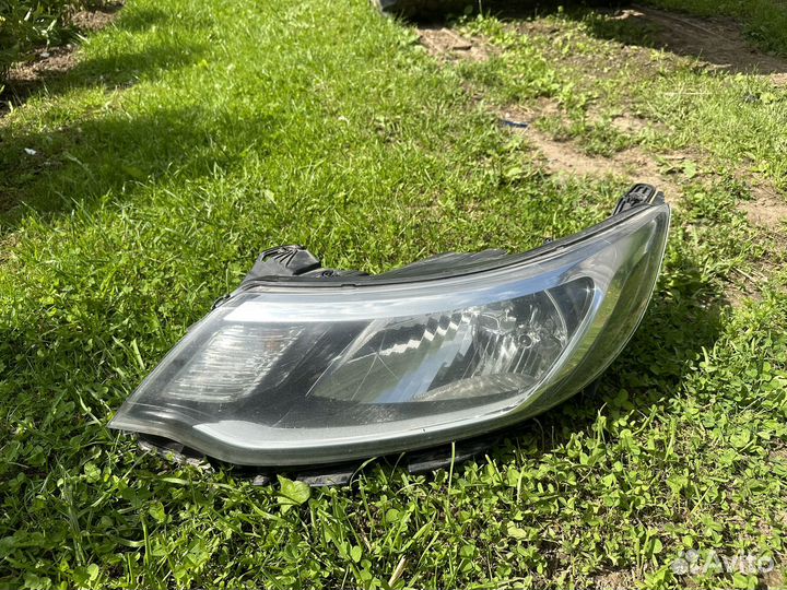 Фара левая kia rio 3