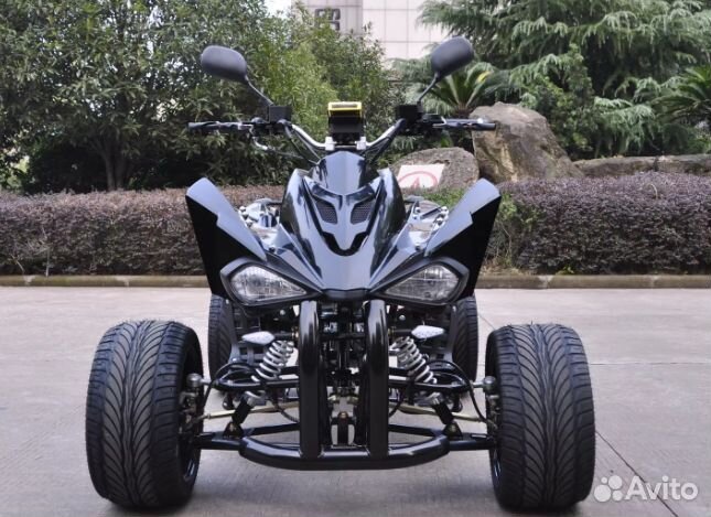 Квадроцикл шоссейный трицикл