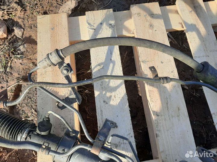 Трубка гур Hyundai Trajet