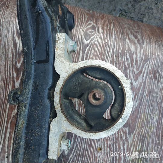 Балка передняя продольная Nissan Almera Classic