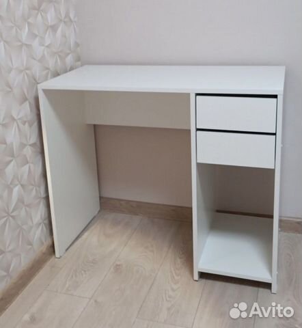 Письменный / компьютерный стол. Белый. Новый