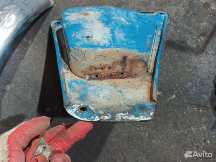 Левый ящик бардачок для иж 3 - 4