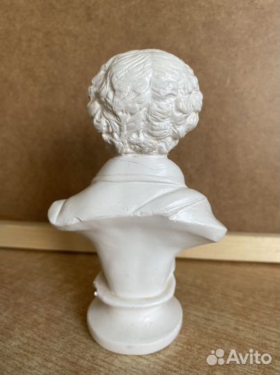 Бюст пушкина гипс
