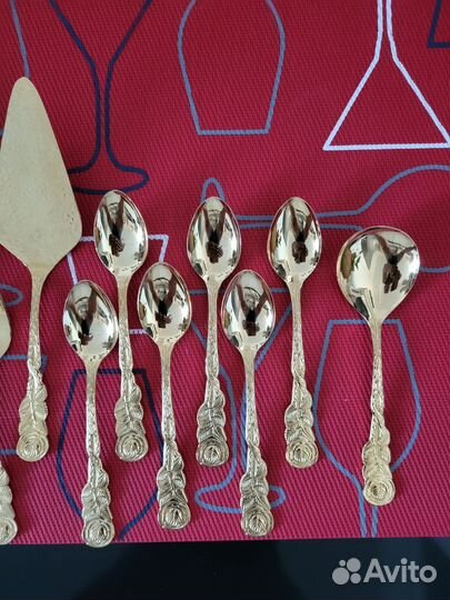 Набор новый ложек и вилок позолоченный 24 Карата