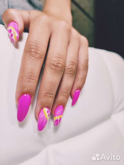 Маникюр на дому