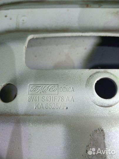 Крышка (дверь) багажника задняя Ford Focus 2