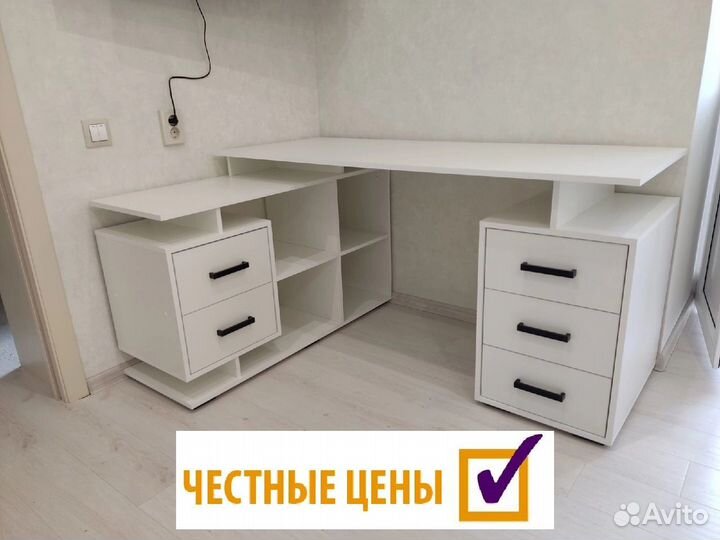 Стол компьютерный угловой