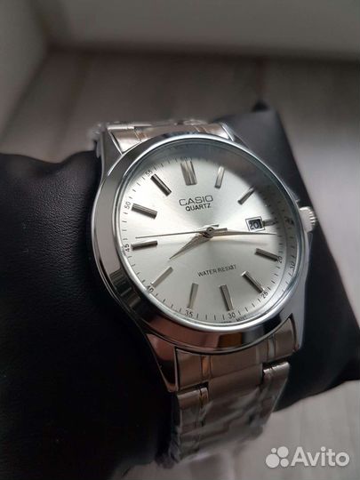 Casio часы новые в коробке
