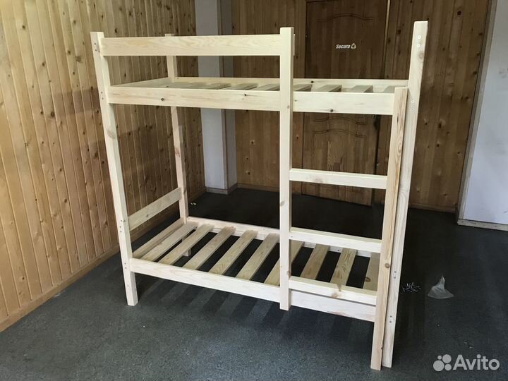 Кровать двухъярусная из сосны новая