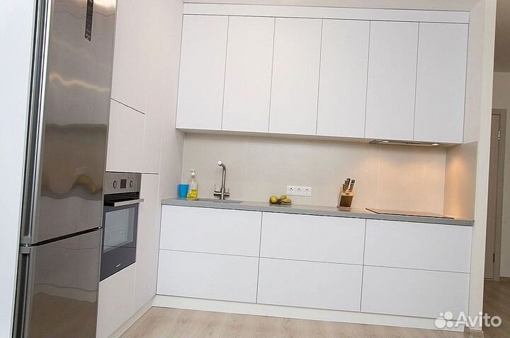 Кухня в потолок