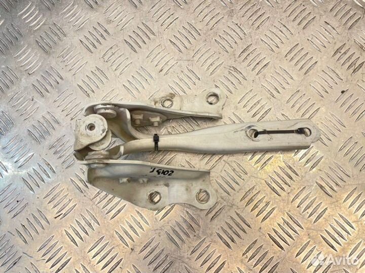 Петли капота Lexus Lx-570 2013