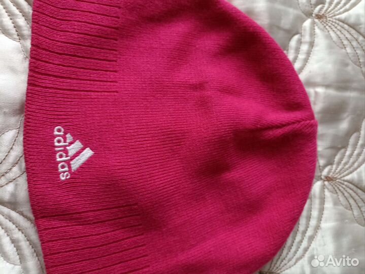 Женская спортивная шапка Adidas