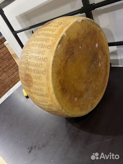 Сыр пармезан пармиджано