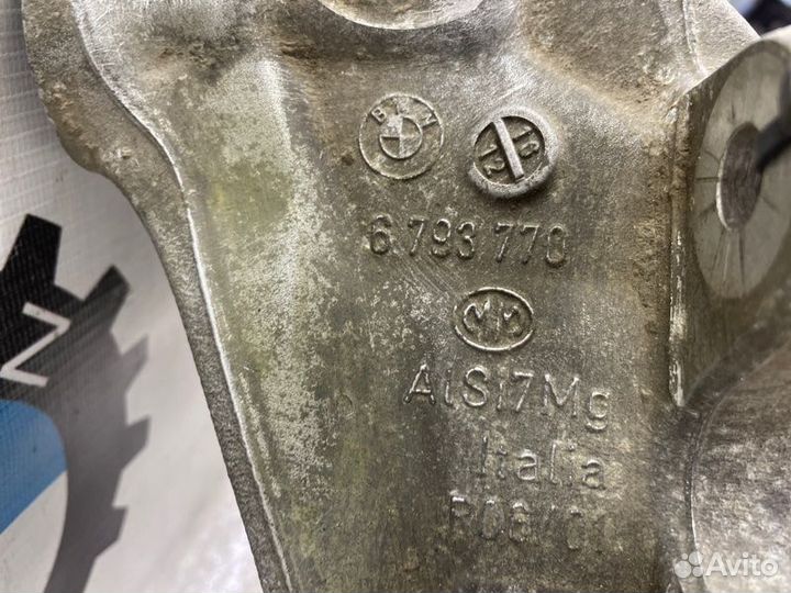 Кулак поворотный задний правый Bmw F10