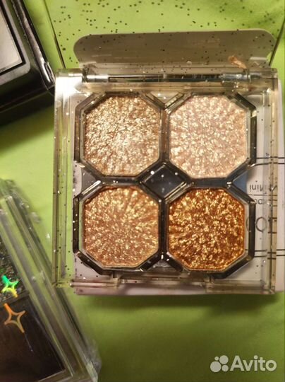 Тени для век с глиттером, карандаш с шелкографией