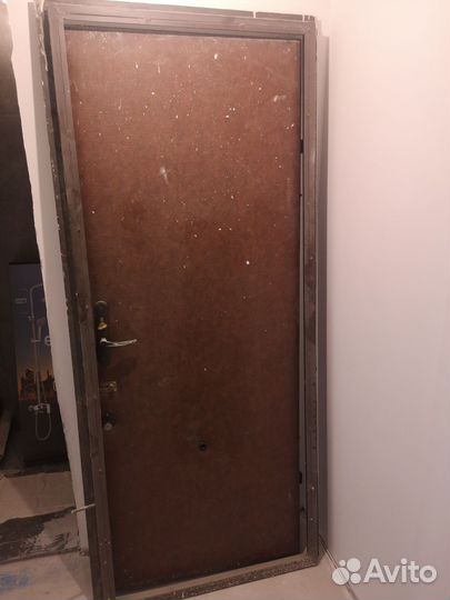 Дверь входная железная бу