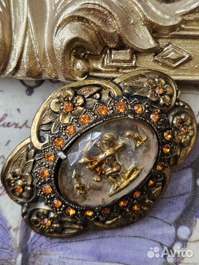 Винтажная брошь