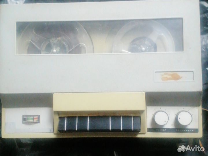 Магнитофоны,Виниловый проигрыватель