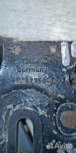 Замок капота Audi A6 С5 1998