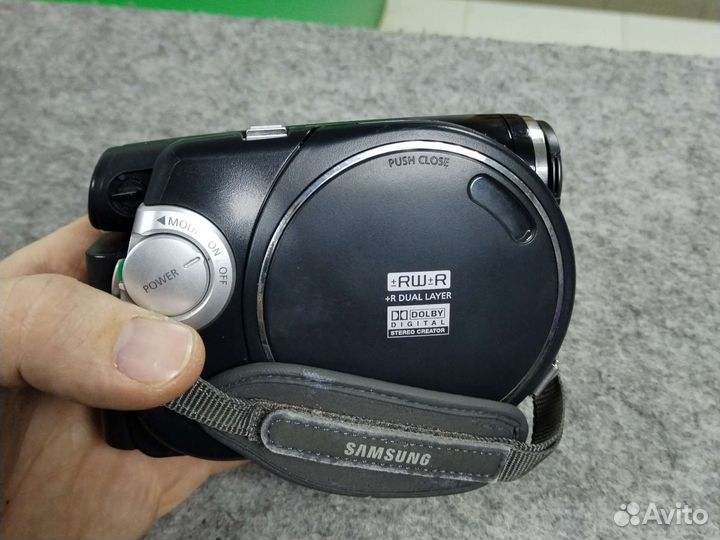 Видеокамера Samsung VP-dc171bi