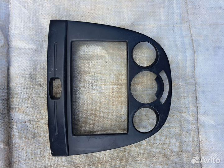 Рамка магнитолы для Шевроле Лачетти