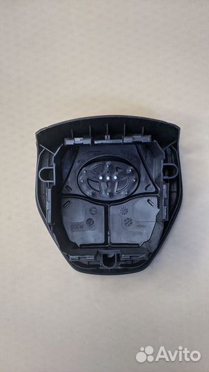 Заглушка руля Toyota Rav 4 (10-13)