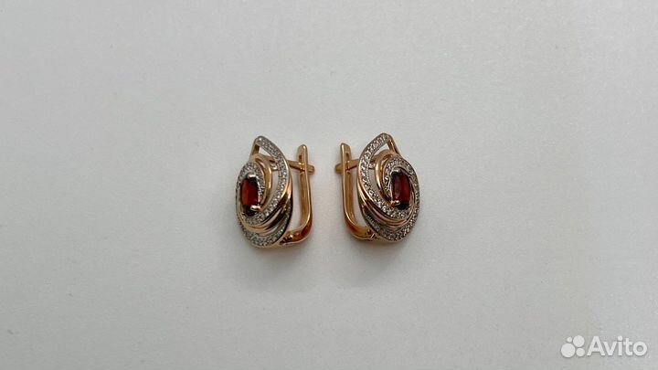 Золотые серьги 585 пробы