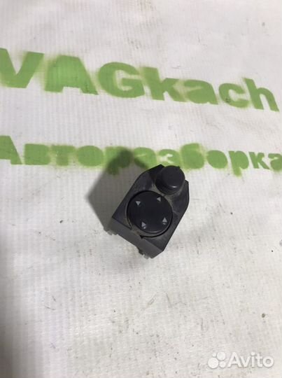 Блок управления зеркалами audi А4 В5 8D0959565A