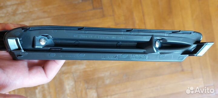 Заглушка в передний бампер левая на Honda Insight