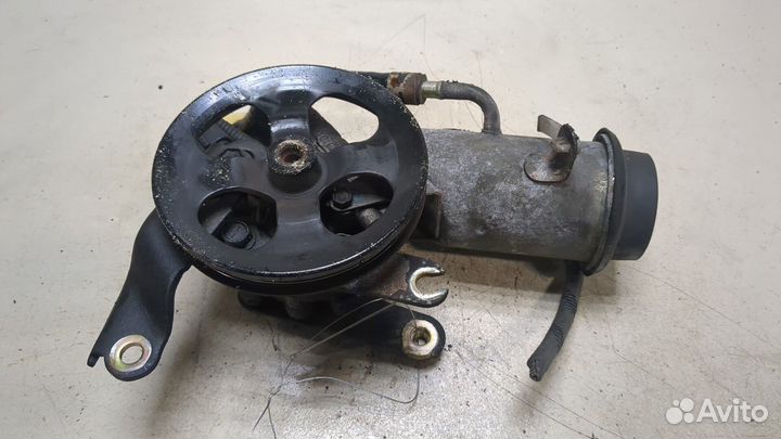 Гур Toyota Yaris, 2000