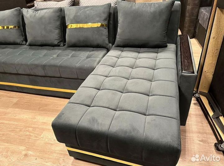 Угловой диван раскладной в наличии не б/у