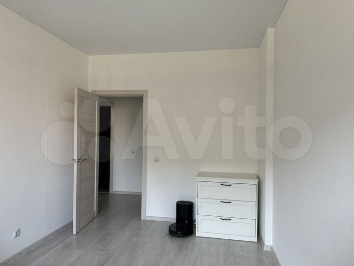2-к. квартира, 61 м², 2/4 эт.