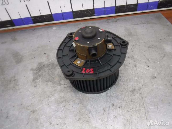 Моторчик отопителя Лада Калина 11183 2012