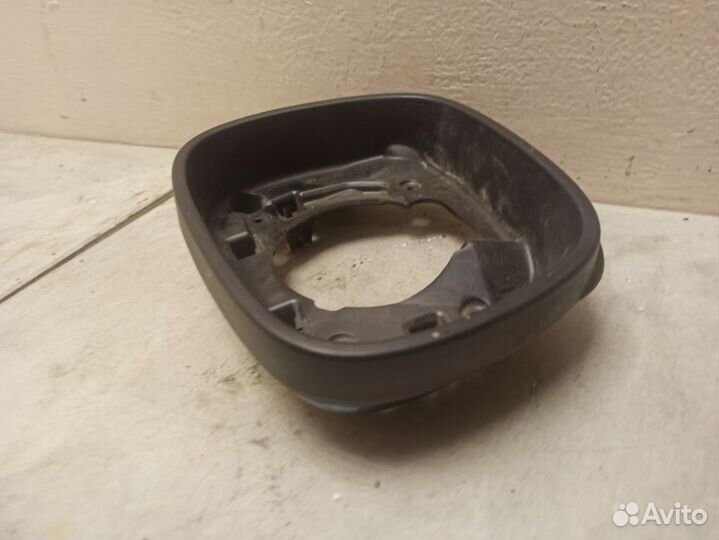 Накладка зеркала левого