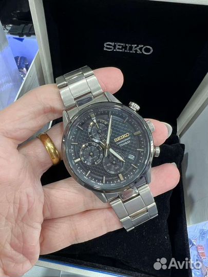 Часы мужские Seiko SSB391P1 Titanium