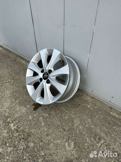 Литые диски r15 на hyundai solaris оригинальные