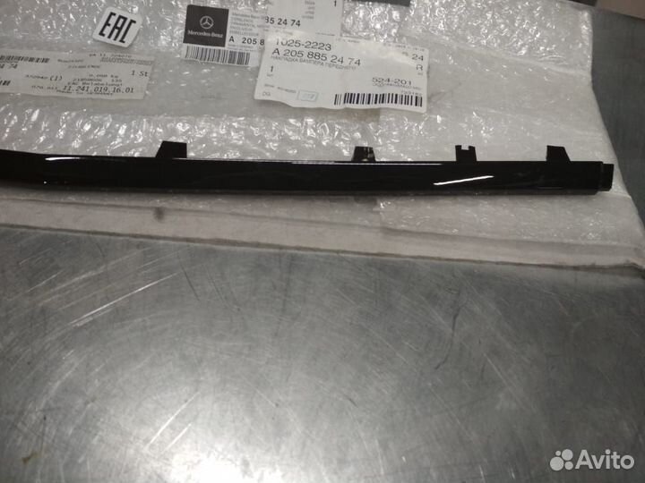 Mercedes Benz Молдинг переднего бампера