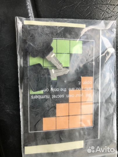 Дипломат pilon