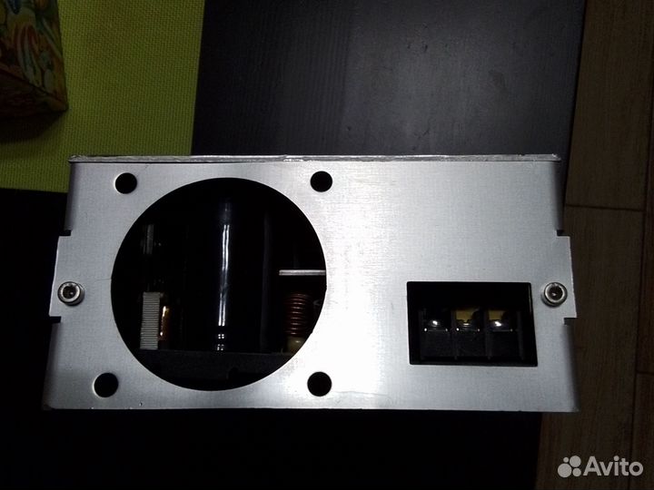 Блок питания TDK-Lambda Vega 650 V608QQM