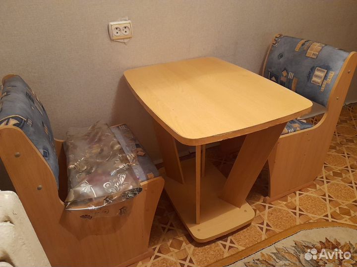 Кухонный стол бу