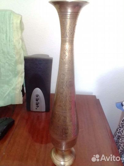 Ваза индийская из латуни резная