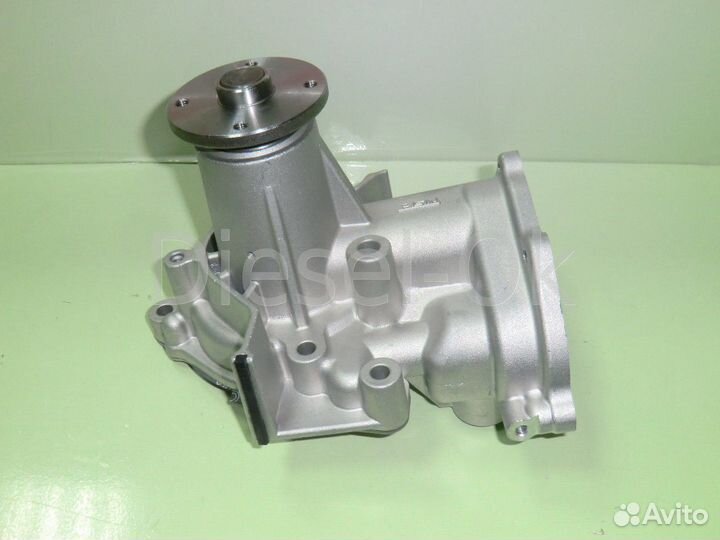 Помпа охлаждения 4D56U DiD 1300A045 L200 pajero