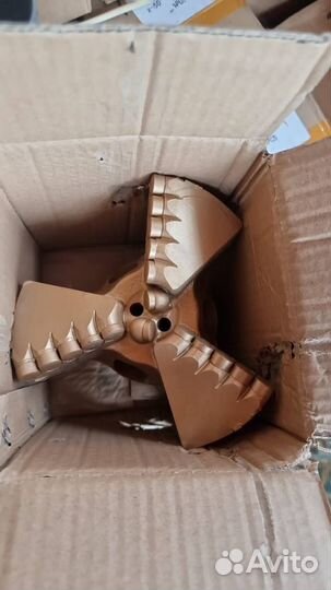 Pdc долота трехлопастное 96