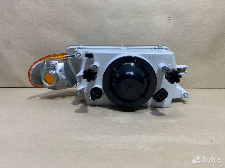 Фара передняя левая Ваз 2114