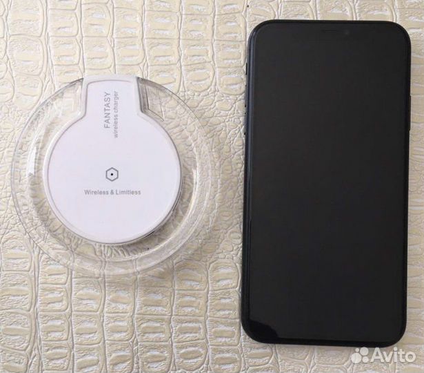 Беспроводное зарядное устройство Qi 10 вт, белое