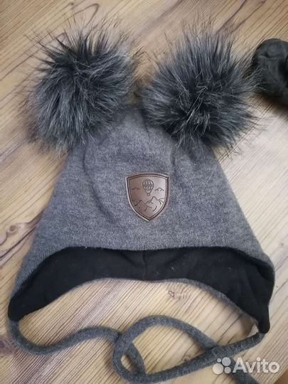 Комплект шапка и варежки