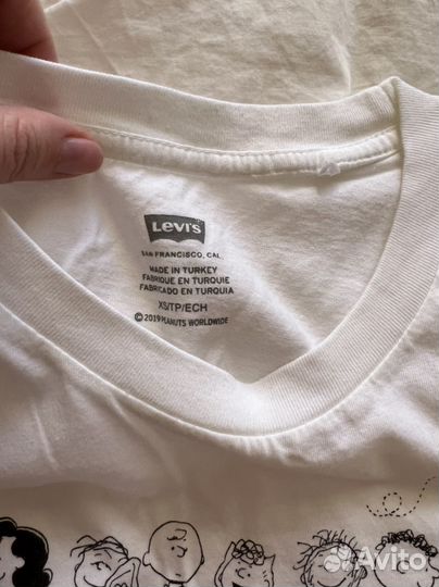 Футболка levis