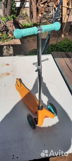 Самокат детский трехколесный со светящимися колес